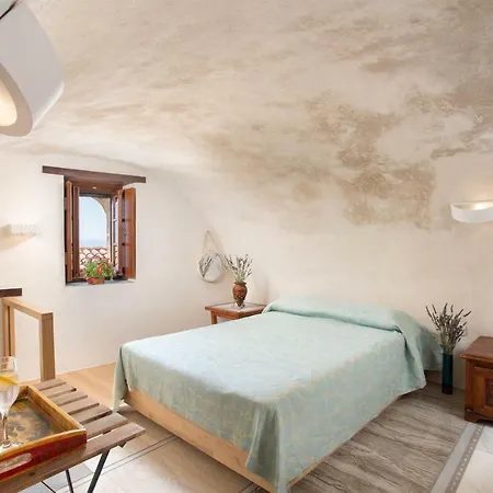 Casa Rodanthi - Luxury Castle Villa Monemvasia