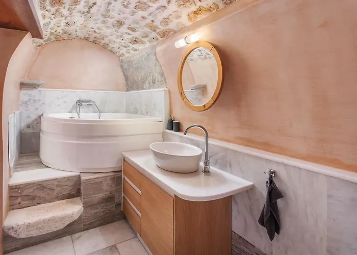 Casa Rodanthi - Luxury Castle Monemvasía