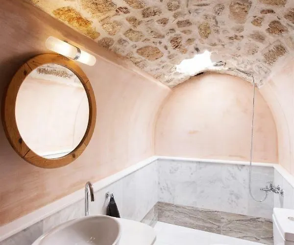 Casa Rodanthi - Luxury Castle فيلة Monemvasía