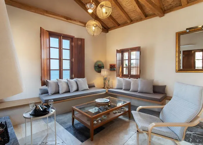 וילה Casa Rodanthi - Luxury Castle מונמבאסיה